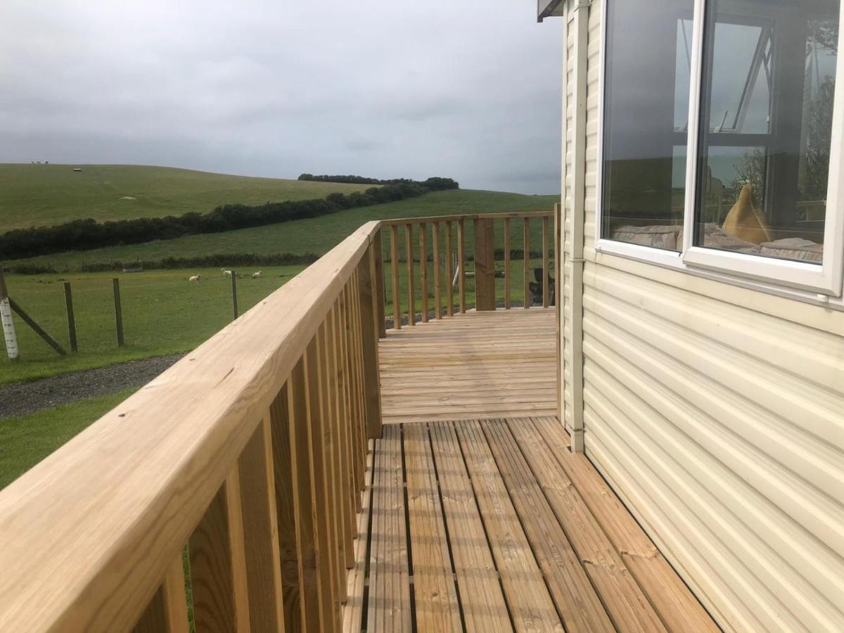 Captivating 2-Bed Static Caravan In Holyhead Llanfachraeth Екстер'єр фото
